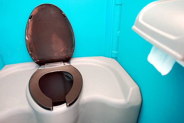 Best Affordable portable toilet rental  in River Hills, WI